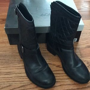 Aquatalia weatherproof short boots